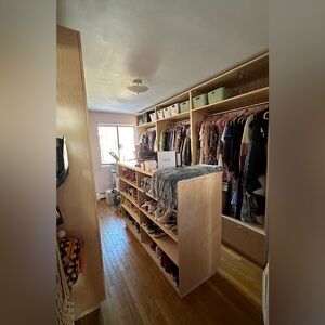 Welcome to Stephania’s Closet